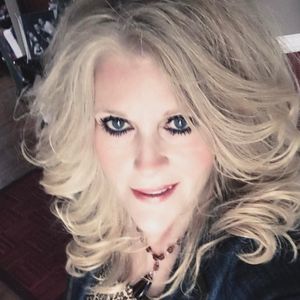 Meet your Posher, Sherry